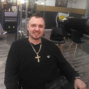 Meet your Posher, Robbie